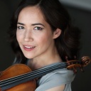 Viviane Hagner mit Geige