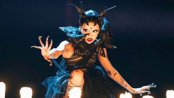 Eurovision Song Contest - Irland: Bambie Thug - 'doomsday Blue' - Erstes Esc-halbfinale 2024