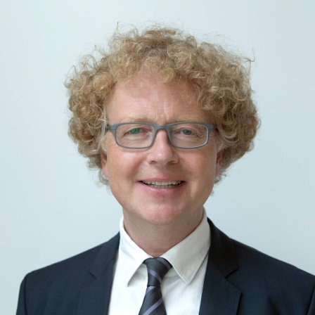 Porträtfoto Prof. Dr. Andreas Lob-Hüdepohl