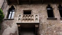 Julias Balkon in einem Innenhof in Verona | Bild: colourbox.com