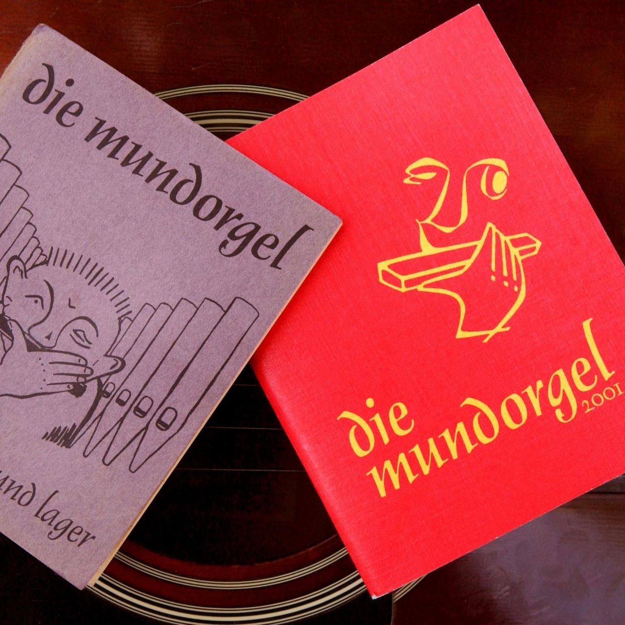 Aus Religion und Gesellschaft Deutschlandfunk · 70 Jahre Lieder für die