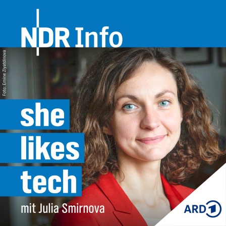 Ein Porträtbild von der Investigativ-Journalistin Julia Smirnova.