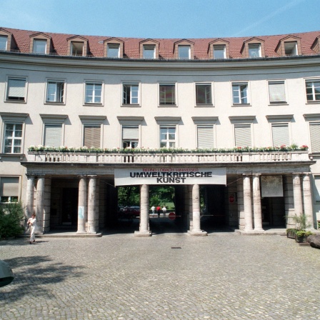 Sitz des Umweltbundesamtes Berlin am Bismarckplatz. Die Behörde wurde 1974 gegründet.