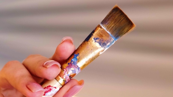Wer Weiß Denn Sowas? - Womit Lässt Sich Eingetrocknete Acrylfarbe Schonend Von Einem Pinsel Entfernen.