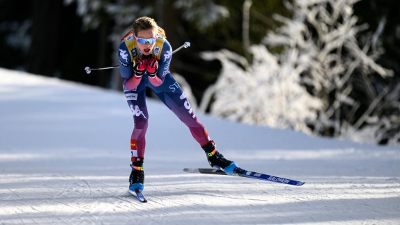 Sportschau Wintersport - Die 20-kilometer-verfolgung Der Frauen - Die Zusammenfassung