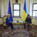 Der ukrainische Präsident Wolodymyr Selensky beim Treffen mit der Präsidentin der EU-Kommission, Ursula von der Leyen in Kiew. 