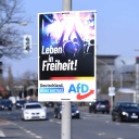 Wahlplakate - Landtagswahl 2022 NRW am 22.03.2022 in Oberhausen: Ein Wahlplakat der AfD mit der Aufschrift: Leben in Freiheit! (Bild: picture alliance/dpa/Revierfoto)