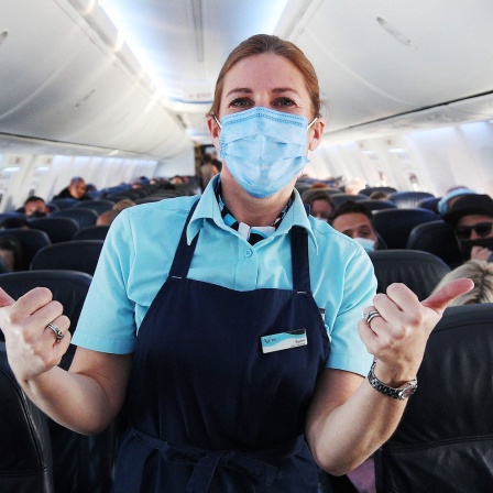 Masken-Pflicht in Flugzeugen: Virologe erklärt, wann es Sinn macht
