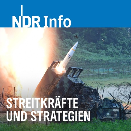 Eine Einheit der US-Armee feuert eine Artillerie-Kurzstreckenrakete vom Typ ATACMS ab.