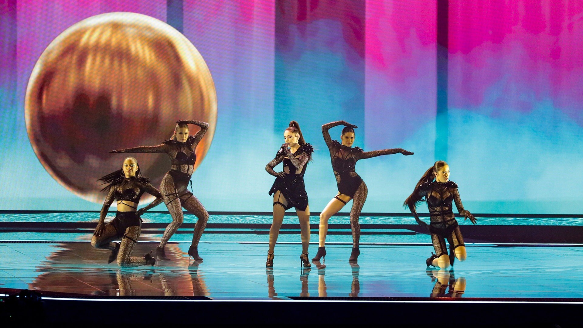 Eurovision Song Contest ESC 2021 Efendi aus Aserbaidschan singt "Mata