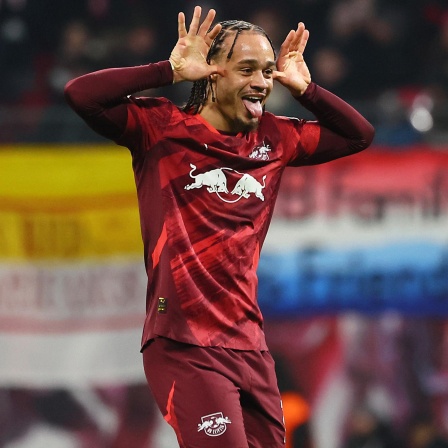 Xavi Simons jubelt
