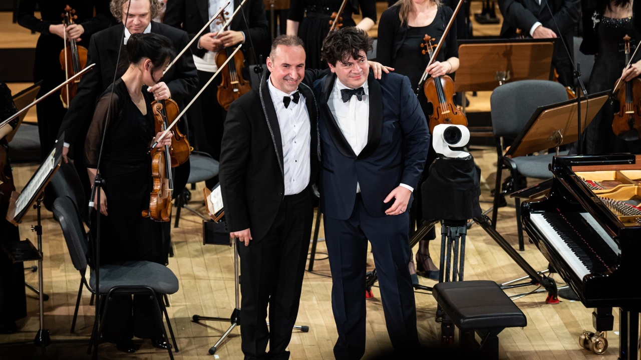 Brahms in Timișoara: Cristian Măcelaru​​, Simon Trpčeski und das WDR Sinfonieorchester | Konzert