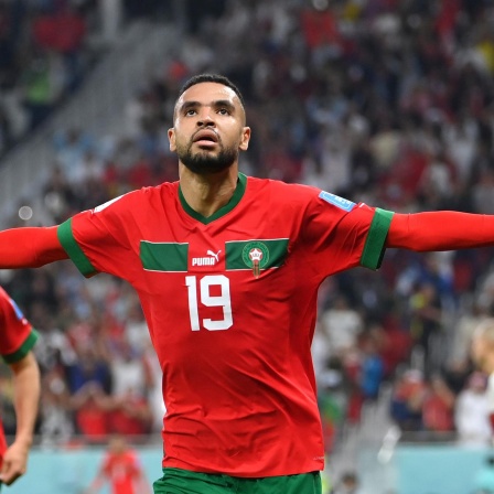 Youssef En-Nesyri schießt das 1:0 gegen Portugal