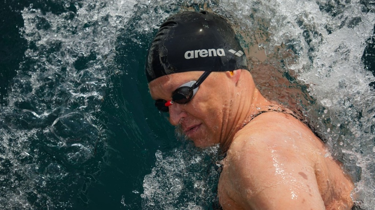 Waschburger will in Weltrekordzeit durch den Ärmelkanal schwimmen