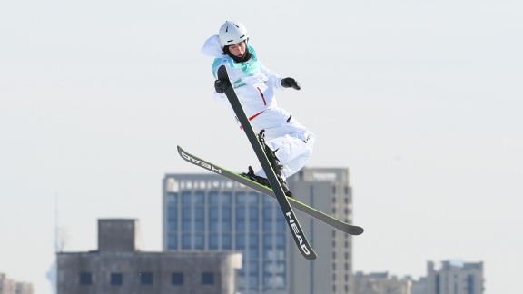 Sportschau - Ski Freestyle: Big Air (f) - Die Qualfikation In Voller Länge