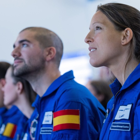 Angehende Astronautinnen und Astronauten der ESA
