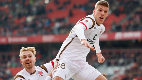 Sportschau Bundesliga - St. Pauli überrascht Mit Sieg In Nürnberg