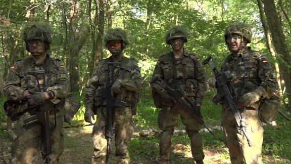 Morgenmagazin - Moma-reporter: Bundeswehr Für Anfänger