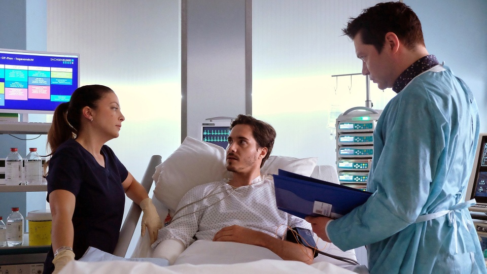 Folge 858: Ein neuer Arm für Max (S22/E21)