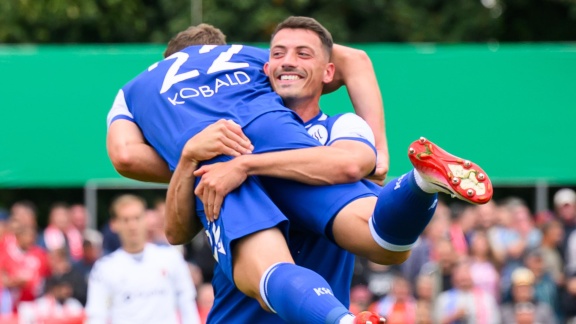 Sportschau - Seriöser Ksc Hat In Meuselwitz Keine Probleme