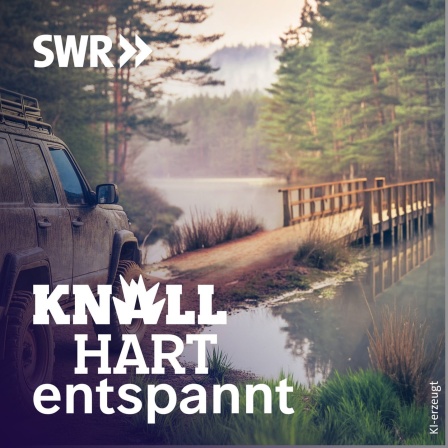 Keyvisual Knallhart entspannt Staffel 1: Ramponierter Geländewagen, der vor einem See abgestellt wurde - vielleicht von Blockbuster-Held Bruce Willis alias seiner deutschen Synchronstimme Manfred Lehmann, die im Podcast &#034;Knallhart entspannt&#034; zu hören ist