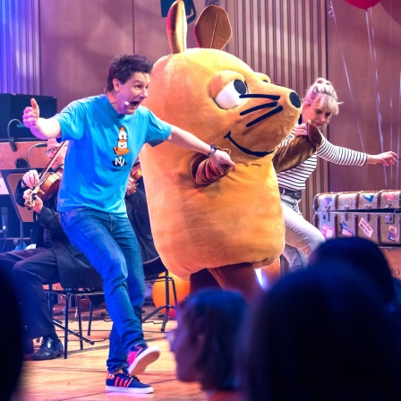 Nina Heuser und André Gatzke tanzen mit der Maus beim Tanz mal mit der Maus-Konzert