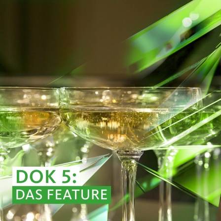 Das Beitragsbild des Dok 5  "Perlen im Glas: Eine Reise durch die Welt des Schaumweins" zeigt mehrere gefüllte Champagnergläser