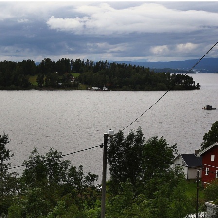 Die Insel Utøya im Tyrifjord war 2011 Ort eines Anschlags, dem 69 Menschen zum Opfer fielen.