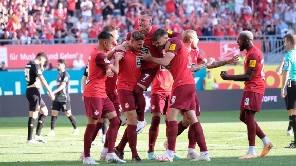 Sportschau Bundesliga - Kaiserslautern Feiert Ersten Saisonsieg