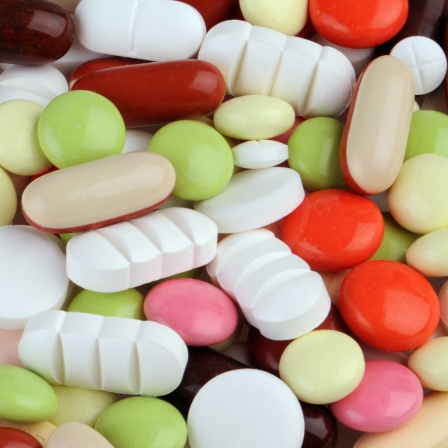 Verschiedene bunte Tabletten