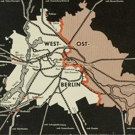 Karten vom geteilten Berlin mit den Sektorengrenzen