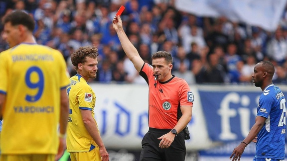 Sportschau Bundesliga - Dezimierte Braunschweiger Bezwingen Magdeburg