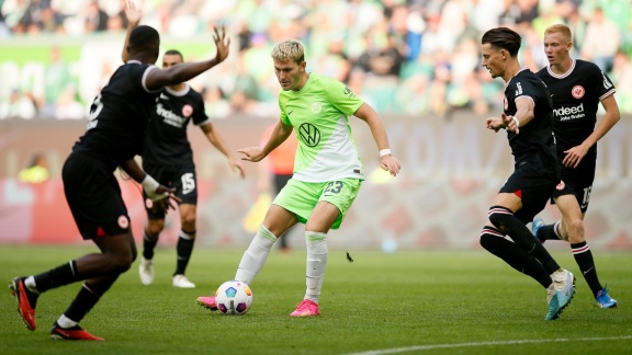 Sportschau Bundesliga - Wolfsburg Behält Gegen Frankfurt Die Oberhand