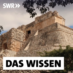 Die Adivino-Pyramide ist das Hauptbauwerk der Maya-Ruinen im mexikanischen Yucatán-Gebiet.