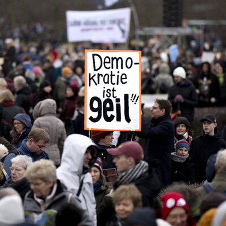 Demo Gegen Rechts - Hand in Hand in Berlin am 03.02.2024
