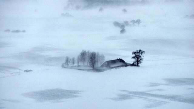 Wenn Häuser zu Inseln im Schnee werden. Winter 1978/70.