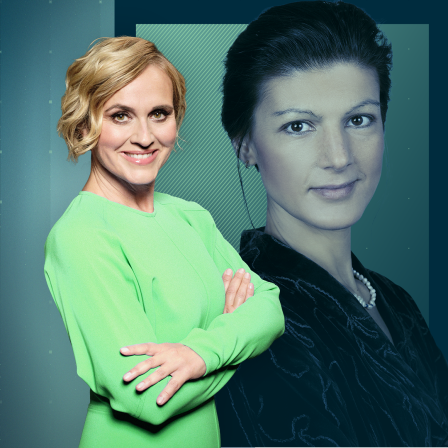 Caren Miosga mit Sarah Wagenknecht vor dem Sendungslogo