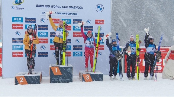 Sportschau Wintersport - Massenstart Der Frauen In Annecy - Die Siegerehrung