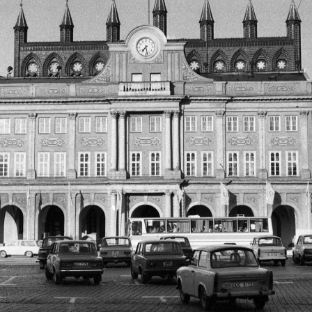 Rathaus am Neuen Markt In Rostock (Juli 1987)