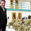 Günther Oettinger hält Rede im Gefängnis