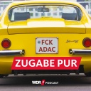 Satirische Fotomontage: Heckansicht eines alten Ferrari-Sportwagen-Modells in Gelb mit dem Kennzeichen FCK ADAC