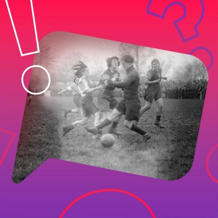 Frauen spielen Fußball
