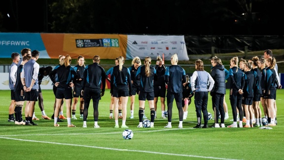 Morgenmagazin - Dfb-frauen Mit Doppelspitze Ins Achtelfinale.