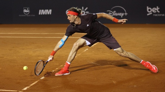 Sportschau - Alexander Zverev Müht Sich Ins Viertelfinale