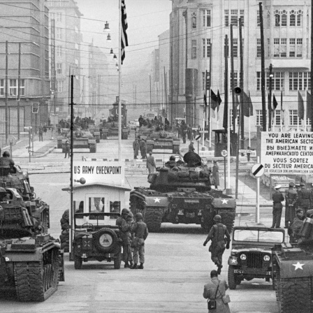 Checkpoint Charlie - Nadelöhr im kalten Krieg