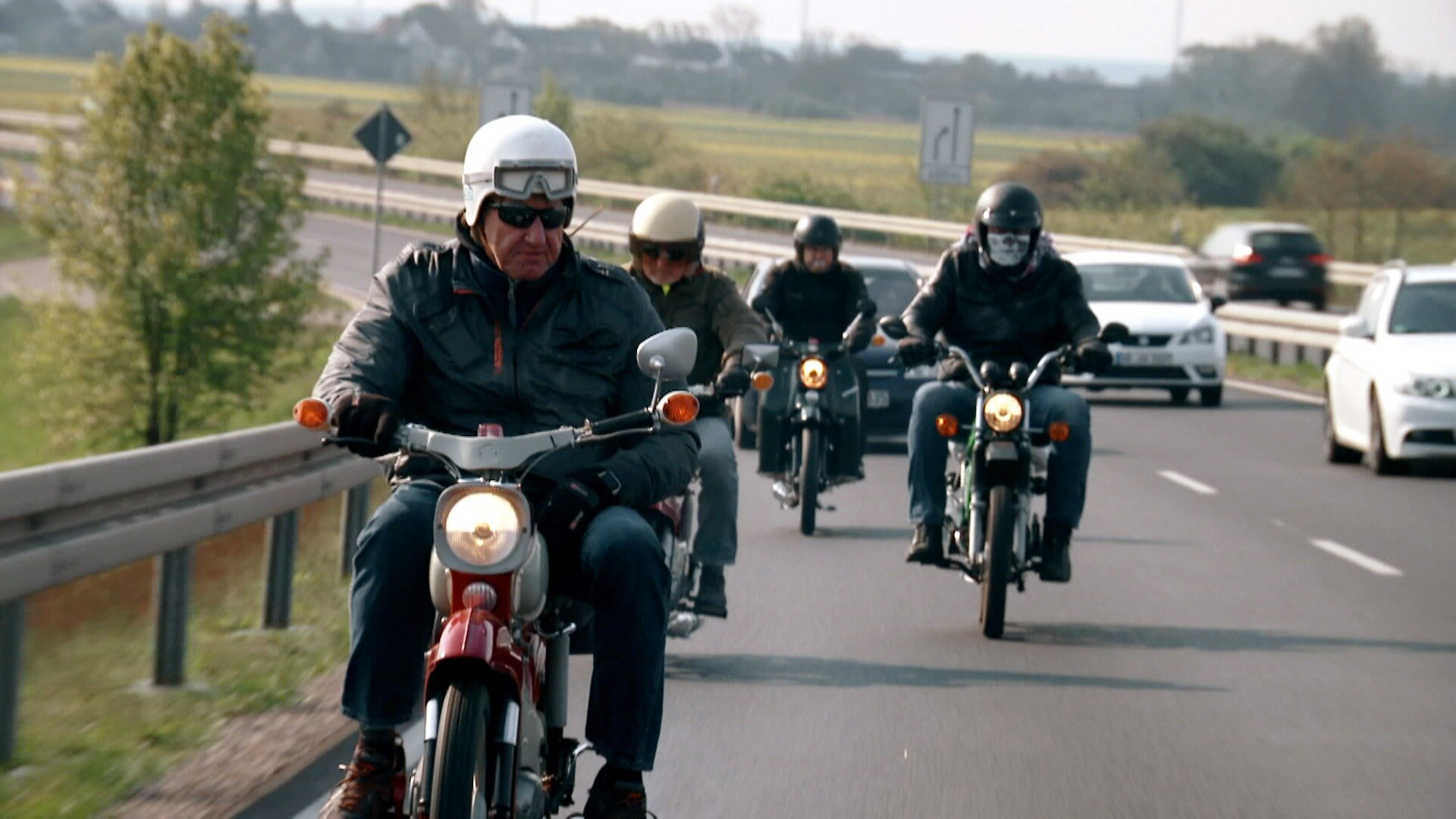 Der Sch nste Sommer Meiner Kindheit Mopedtour S03 E04 ARD Mediathek