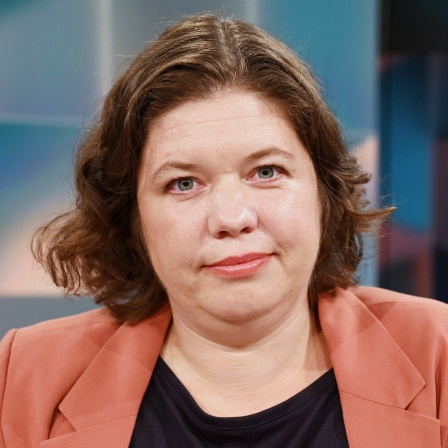 Julia Friedrichs