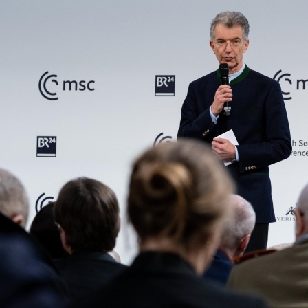 Krieg in der Ukraine - Ein Kräftemessen der Demokratie gegen die Autokratie?