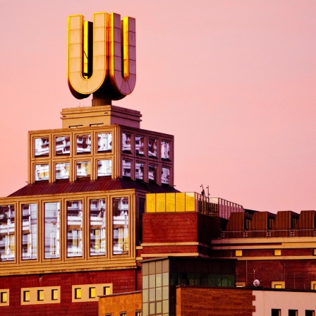 Das Dortmunder "U" in sommerlicher Abendsonne.