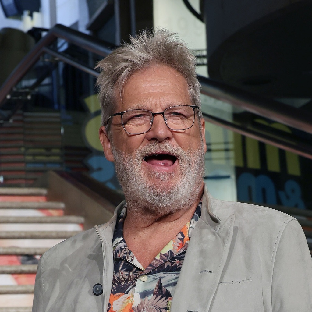 Kultur-Update · Wie Jeff Bridges in Hessen die Widelux-Kamera ...